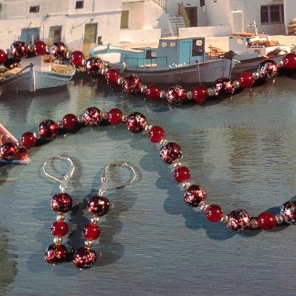 Handcrafted necklace/earrings with striking burgundy & silver accents - Picture 8 of 10